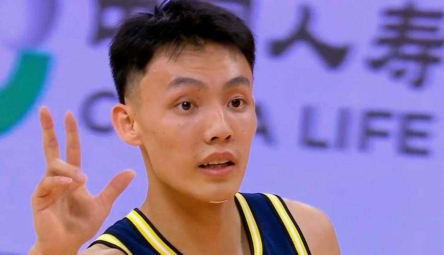 广东11189大胜新疆，崔永熙11+5，徐杰13分，阿不都15分