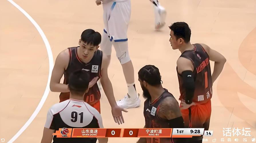 山东男篮神速！斯蒂尔成克里斯替身，王证、常浩然扛起球队未来！