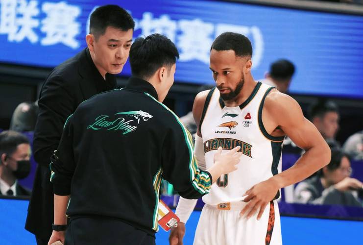 输给吉林7分！揪出1个表现最差之人，14中1，坑惨了辽宁队